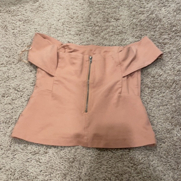 Off shoulder top - Picture 2 of 2